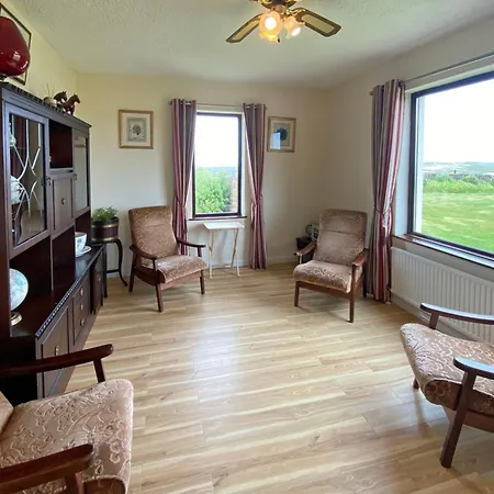 383 - Claddaghduff
