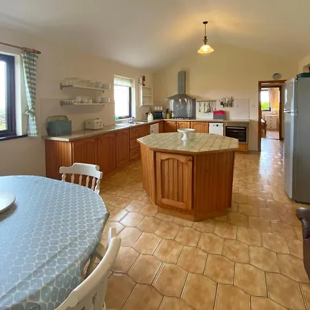 383 - بيت للعطل