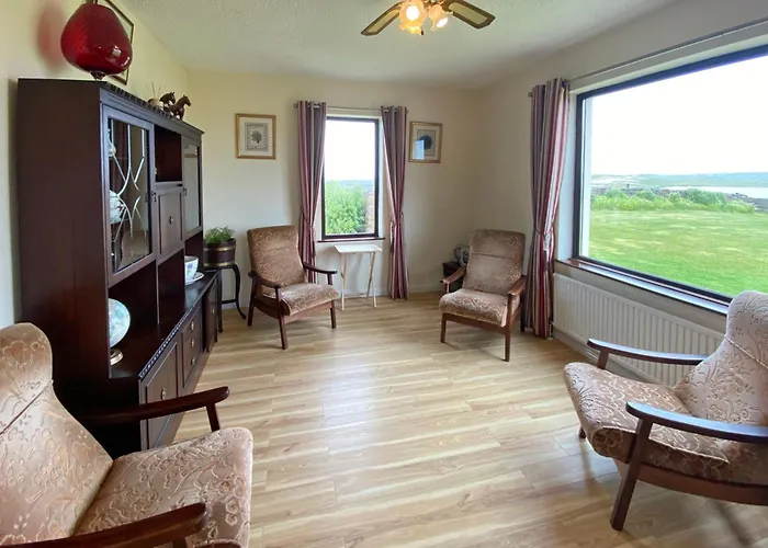 383 - Claddaghduff